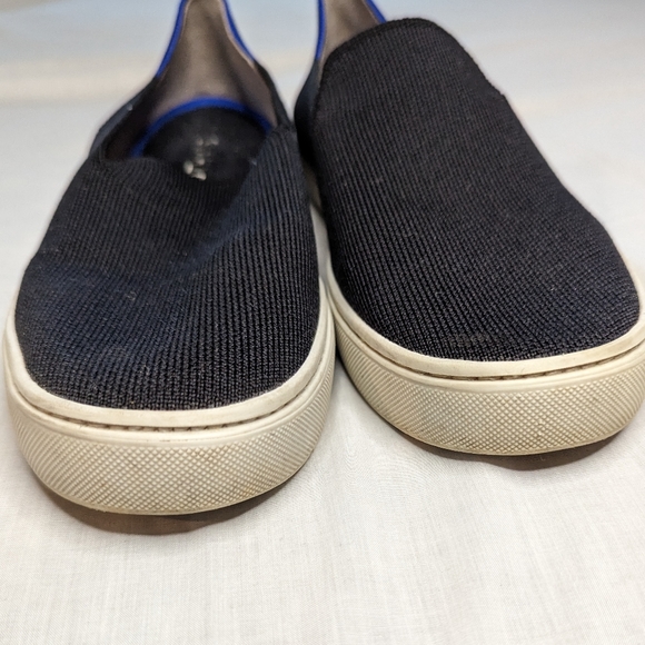 Navy Woman's Rothys Size 7-8.5 Rothys Original Slip On Sneaker - Picture 5 of 14